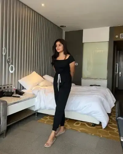 Call Girls Maninagar Cash On Delivery